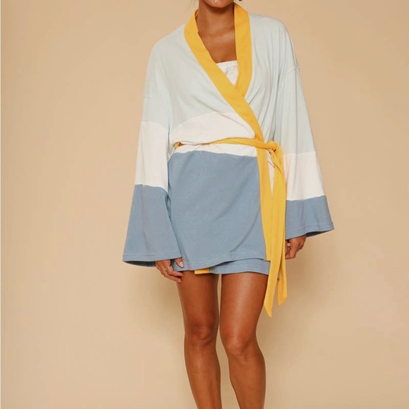 Terry Cloth Robe Retro Sunset Motif Bathrobe Multi Color Brand New Never Used - Picture 4 of 8